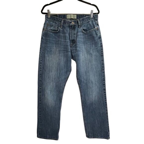 Wrangler Jeans Co. Blue Whisker Faded Cotton Relaxed Straight Jeans Size 32 X 32 - Picture 1 of 11